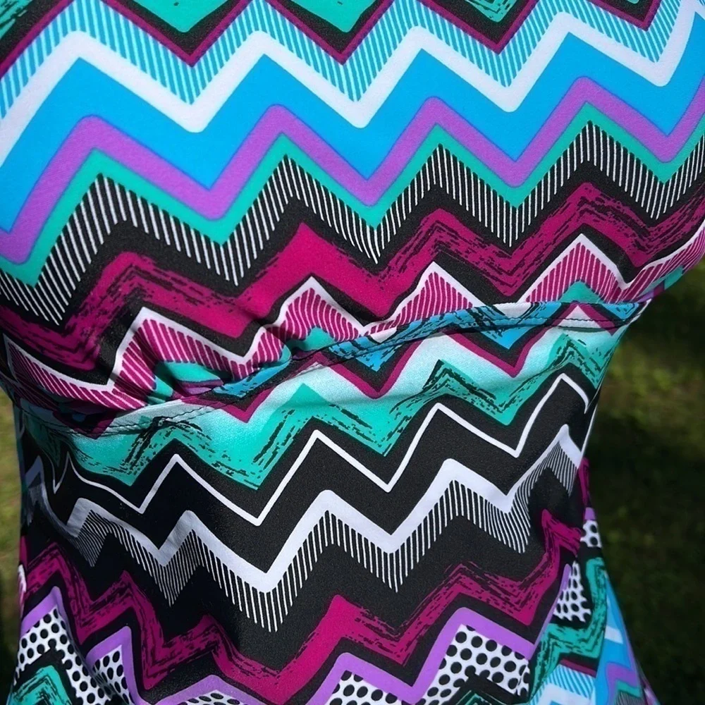 Tankini Swim Top Purple Blue Zigzag Print Y Back womens size medium